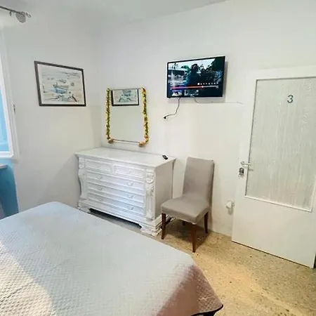 Domi 住宿加早餐酒店 *