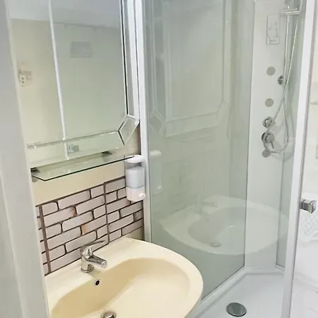 Bed & Breakfast Domi Macerata